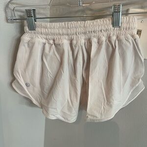 Lululemon Hotty Hot shorts